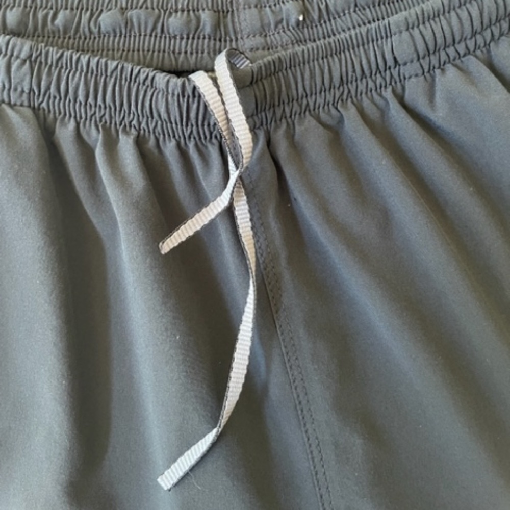 Men's Nike Black Lightweight Woven Activewear Track Pant - Size M - Picture 4 of 8